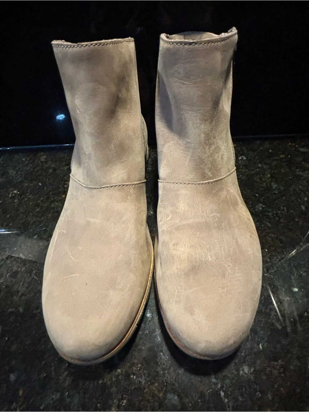 Sorel Harlow Chelsea Sz 10  Waterproof Tan Suede Womens  Boots See Description